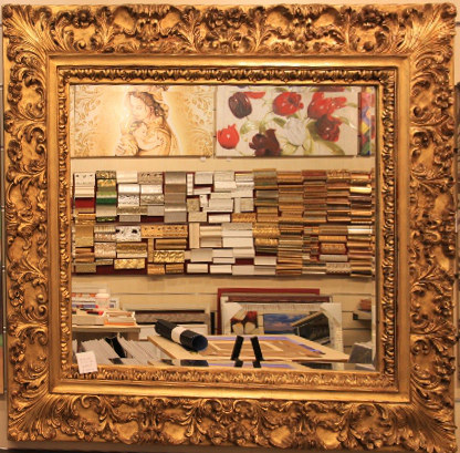 Cornice-barocca-Feeling-at-home-Via-Alberto-la-marmora-84a-Alghero Cornici-Alghero-Feeling-at-home